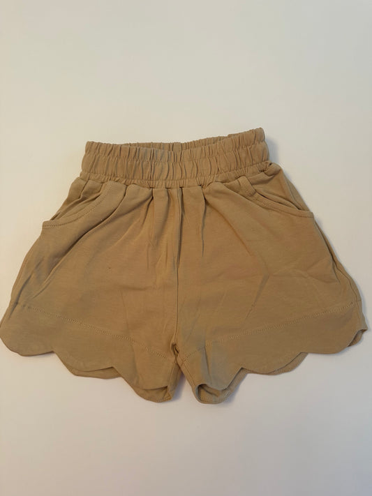 Scalloped Shorts - Khaki